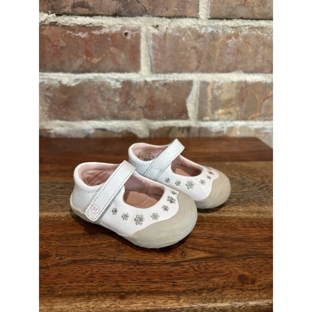Stride Rite Mira Infant Size 2M Girls White Leather Floral Shoes Mary Jane